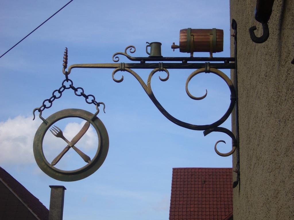 Landgasthaus Löwen mit Gästehaus Holzhausen  Exterior foto